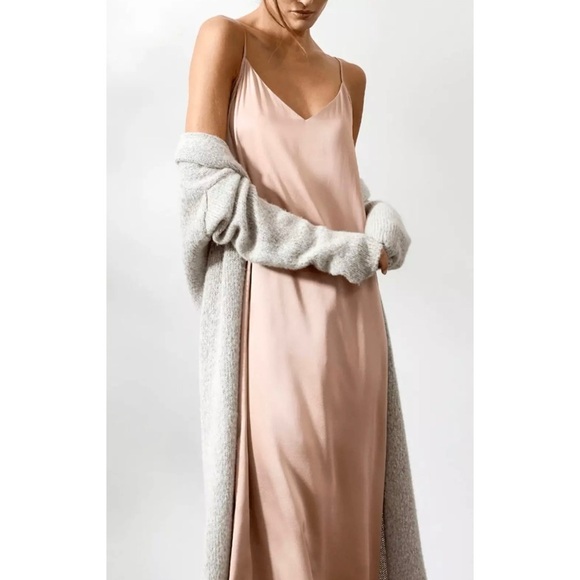 Brochu Walker silk slip on desert pink NEW - Picture 1 of 6